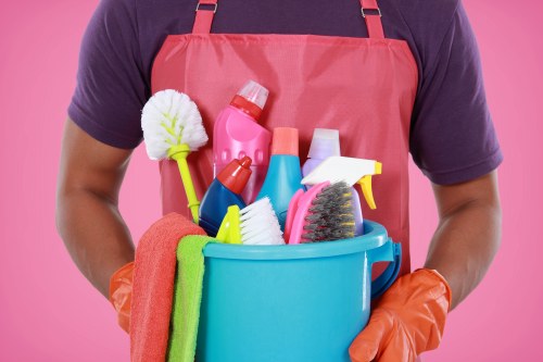 Professional move-out cleaning in a Waterloo apartment